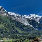Domek alpejski Peace And Chamonix